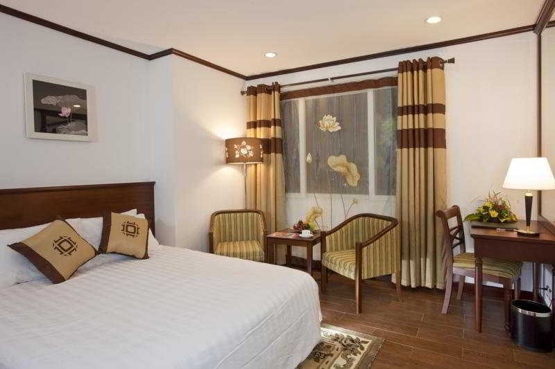 May De Ville Trendy Hotel & Spa Ханой Стая снимка