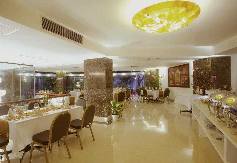 May De Ville Trendy Hotel & Spa Ханой Ресторант снимка